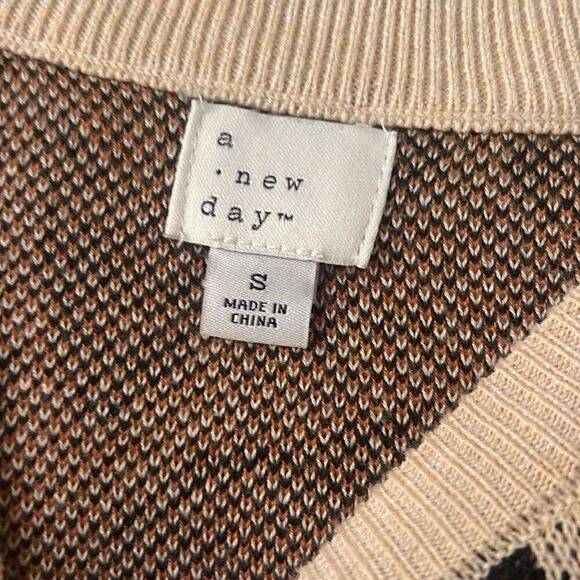 Leopard Sweater - A New Days - Great Condition - Size Small - Picture 3 of 3